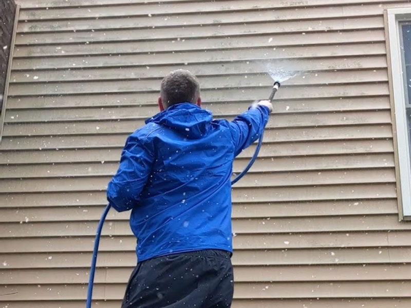 residential pressure washing